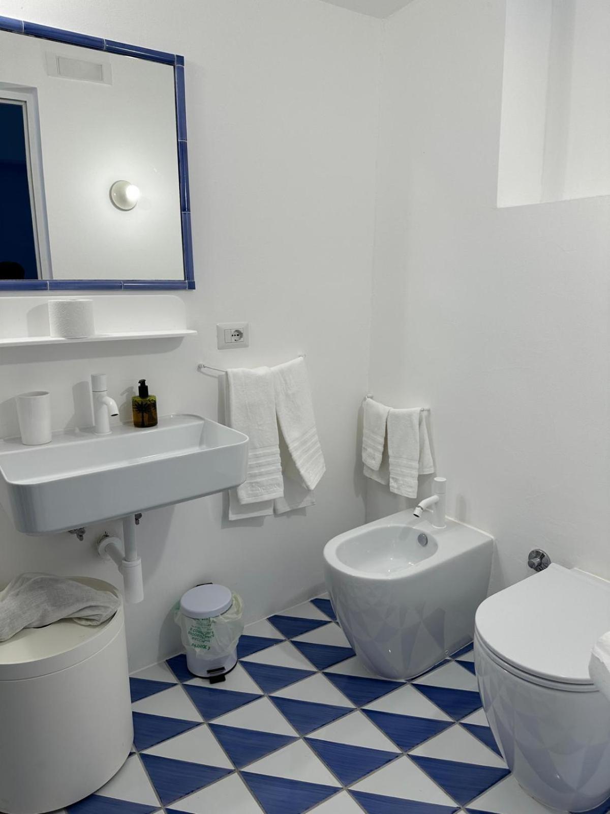 Art Bed & Breakfast Panarea