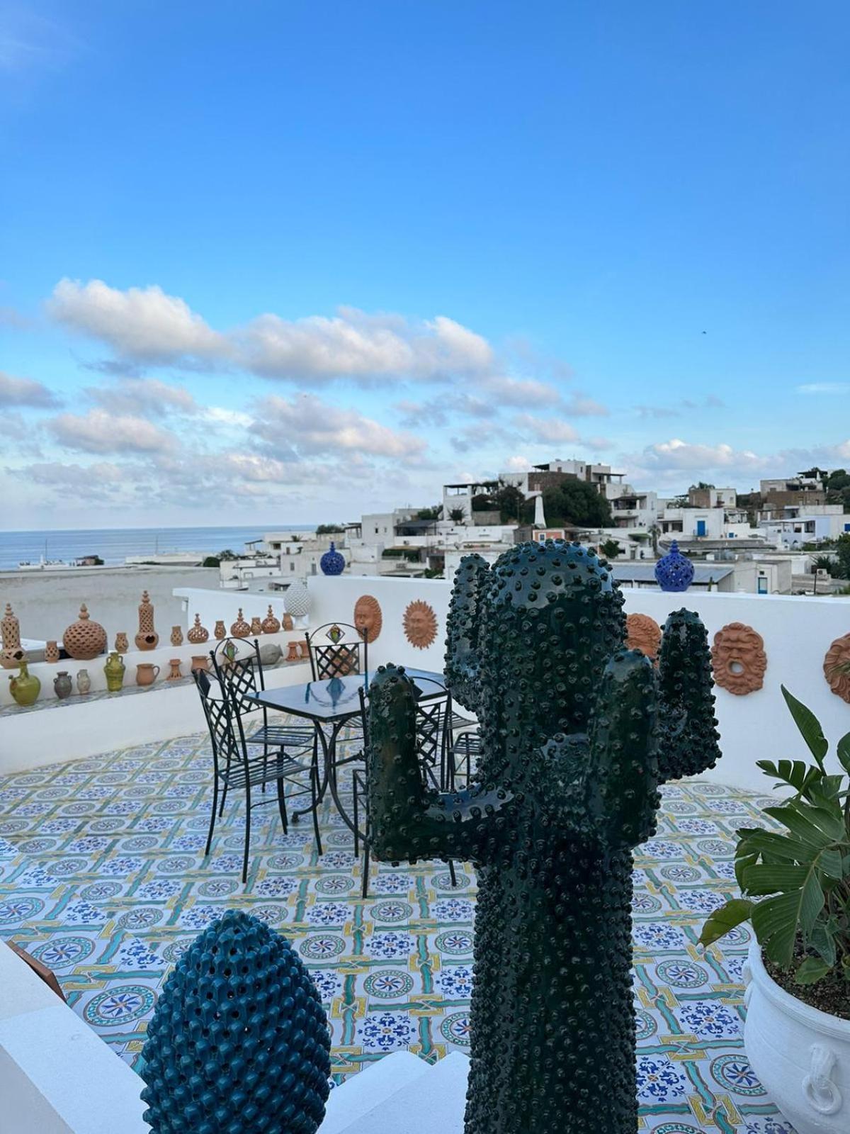 Bed & Breakfast Art Panarea