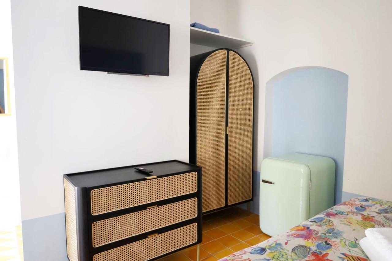 Art 3* Panarea